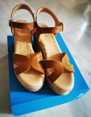Sandalias piel Mustang Mujer Plataforma 63% DESCUE