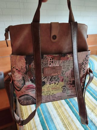 Mochila Anneke con estampado The Watcher