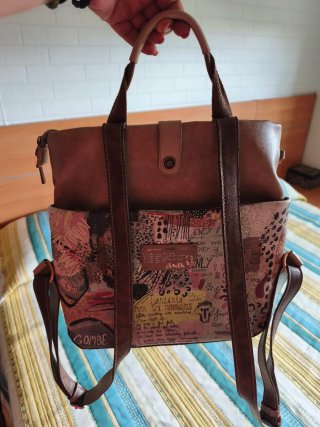 Mochila Anneke con estampado The Watcher