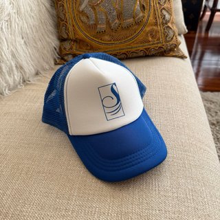 Gorra Vintage Unisex azul y blanca