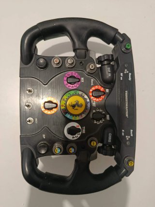 Volante Thrustmaster TS-XW Racer con Sparco P310