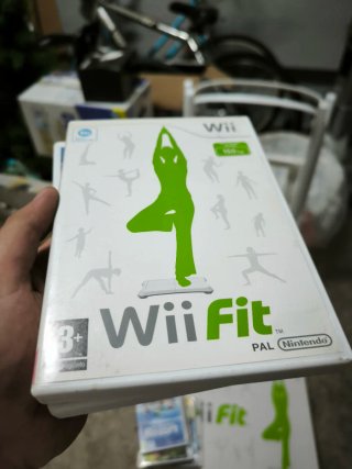 Consola Nintendo Wii + Wii Fit + Juegos