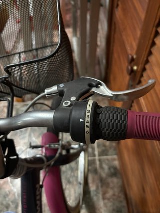 Bicicleta infantil Btwin azul y rosa