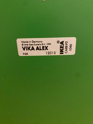Cajonera / Armario pequeño verde