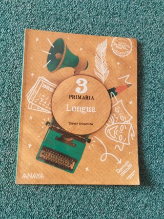 Libros de lengua de 3° de primaria.