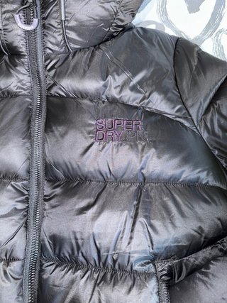 Plumas Superdry