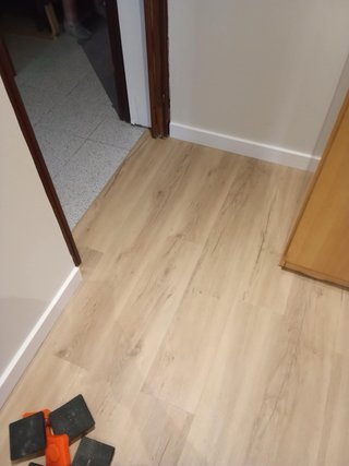 Instalación Suelo Laminado y SPC
