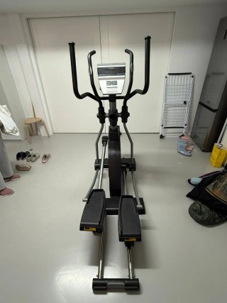 Bicicleta Elíptica BH Fitness