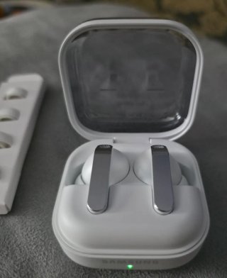 Samsung Galaxy Buds4 Pro Blancos Nuevos
