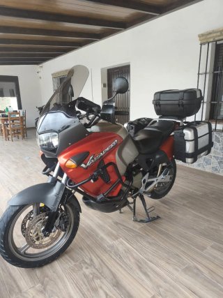 Moto Honda Varadero 1000cc Naranja/Gris
