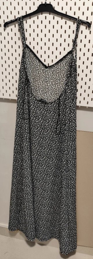 Vestido largo floral Stradivarius