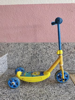 Monopattino Bob Sponge 3 Ruote per Bambini