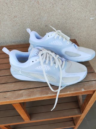 Zapatillas Jordan Blancas Talla 45
