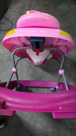 Tacatá bebé rosa como nuevo