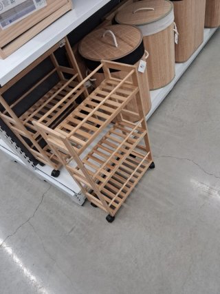 Carrito de bambú plegable 15€