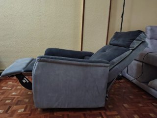 Sofá reclinable eléctrico gris