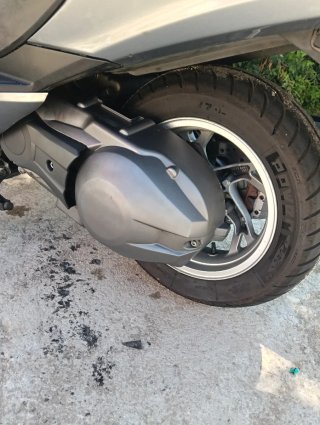 Suzuki Burgman 400