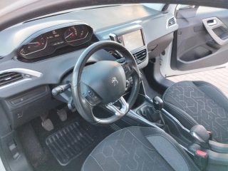 Peugeot 2008 2016