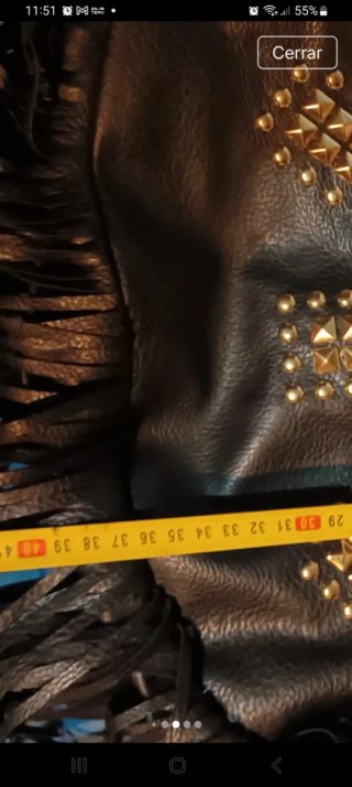 Bolso bandolera rock, punk de piel con tachuelas