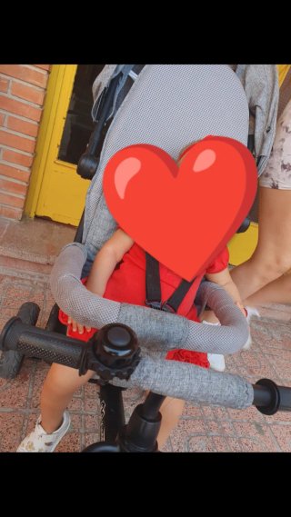 Triciclo Kinderkraft AVEO gris