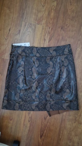 Falda polipiel efecto piel serpiente Talla M