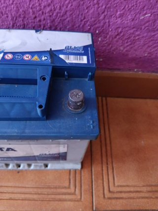 Batería Varta D24 12V 80Ah 540A