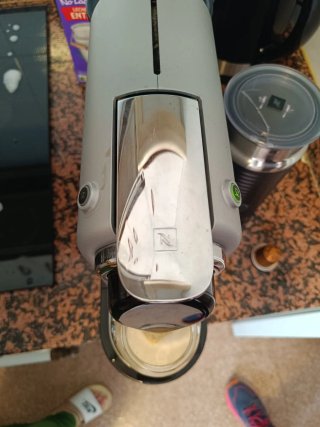 Cafetera Nespresso Krups Plata