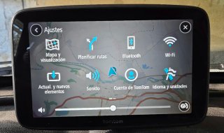 TomTom GO Navigator GPS