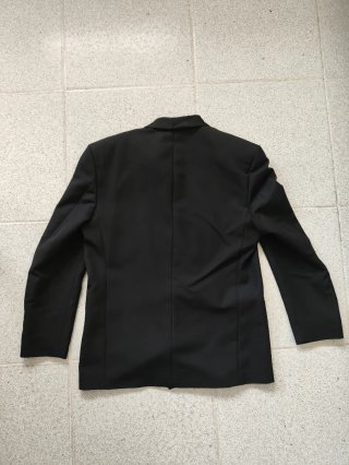 Traje negro hombre