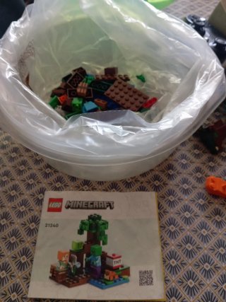 Lego Minecraft 21240