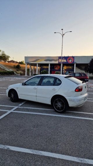 SEAT Leon 2000