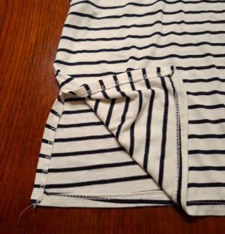 2 Camisetas V-Neck
