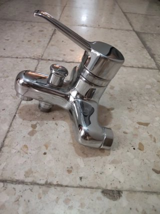 Grifo monomando baño plata