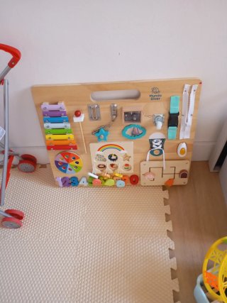 Tabla de actividades de madera para bebés