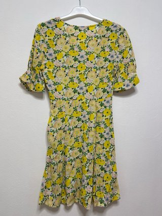 Vestido floral amarillo MANGO Talla XS
