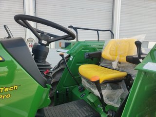Tractor John Deere 5075E