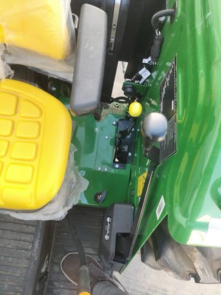 Tractor John Deere 5075E