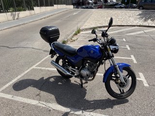 Moto Yamaha YBR 125 Azul - Buen Estado