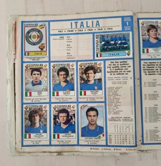 Album Mundial España 82 Panini edición Colombiana