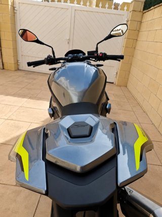 BMW S 1000 R garantia oficial 3.800 km