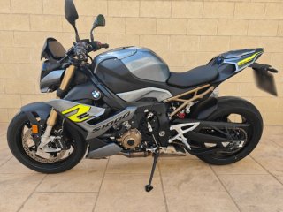 BMW S 1000 R garantia oficial hasta 09/27 3.800km