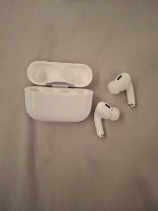 AirPods Pro 2 Apple