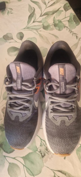Zapatillas Nike Running Grises y Naranjas