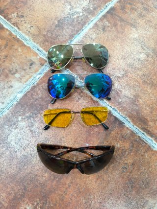 Gafas de sol aviador y rectangulares