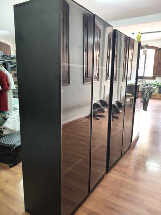 Vitrina de cristal, 2 puertas.iluminación interior