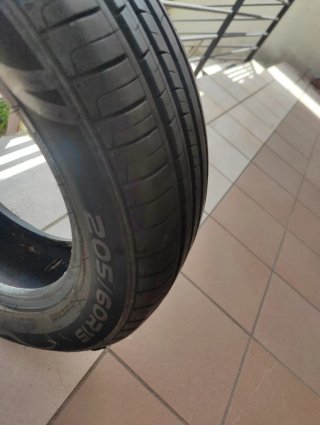 2 Ruedas de coche