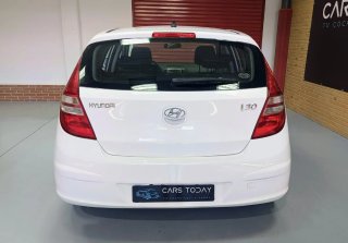 Hyundai i30 1.4GLS 109CV 140.000KM Año  2010