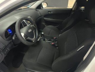 Hyundai i30 1.4GLS 109CV 140.000KM Año  2010