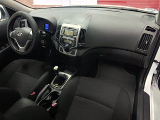 Hyundai i30 1.4GLS 109CV 140.000KM Año  2010