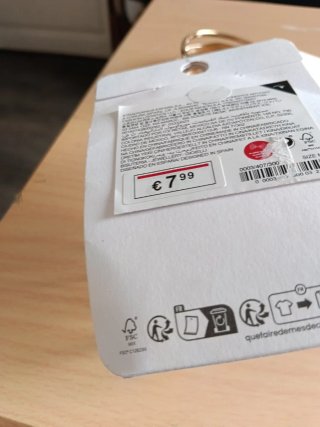 Lote bisutería: esclava, 3 pulseras y pendientes